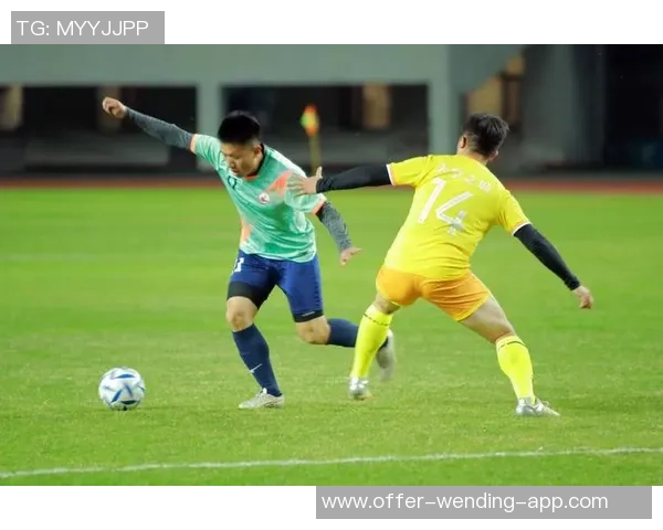 激情四溢的绿茵场上足球比赛的魅力与团队精神的完美结合